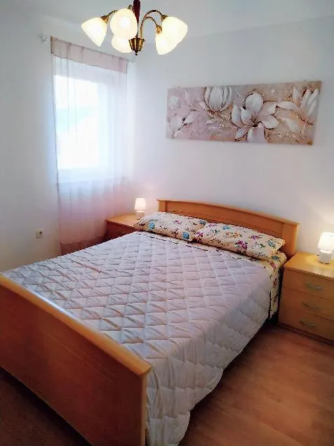 ゲストハウス Apartmani Ines ラバック